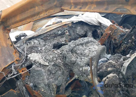 2021 Toyota Corolla Xle z USA, uszkodzony, nr VIN 5YFFPMAE1MP200887